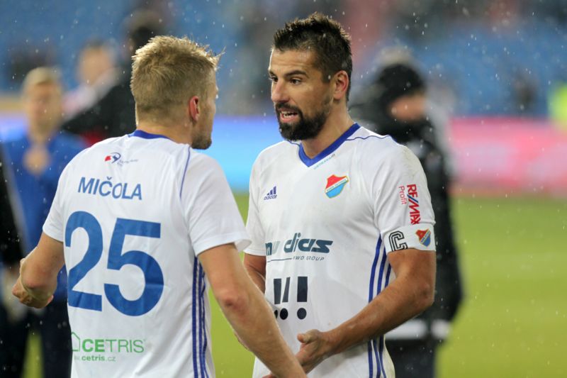 Fotbalisté ostravského Baníku Karvinou sice porazili, jejich branky ale platit neměly.