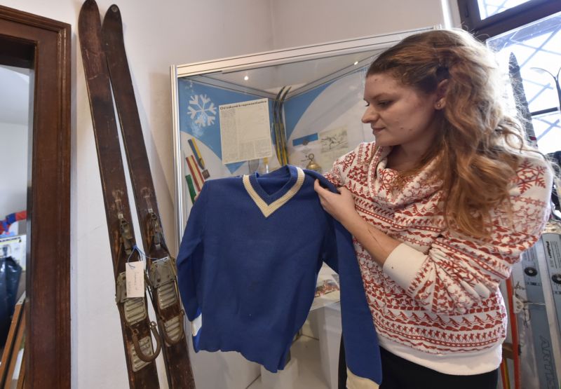 Expozice ukáže vývoj lyžařské módy v průběhu minulého století.