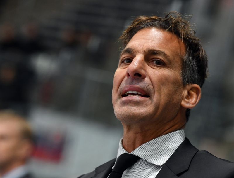 Bývalý hokejista Chris Chelios se s dalšími třemi hráči dočká velkého ocenění.