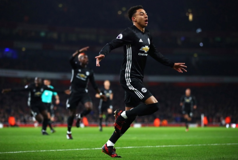 Manchester porazil i díky brance Lingarda londýnský Arsenal.