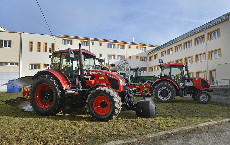 Zemědělci a potravináři by měli v příštím roce dostat v národních zemědělských dotacích 2,05 miliardy korun (ilustrační foto).