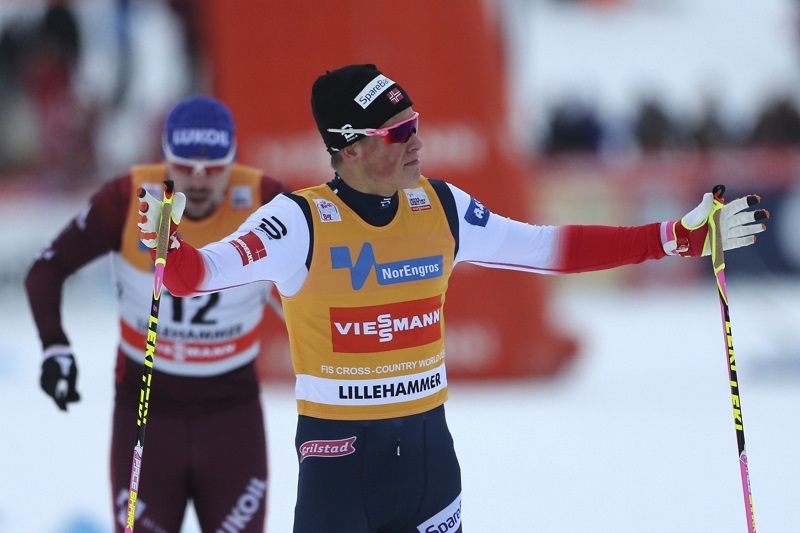 Johannes Hösflot Klaebo ovládl i závod v Lillehammeru.