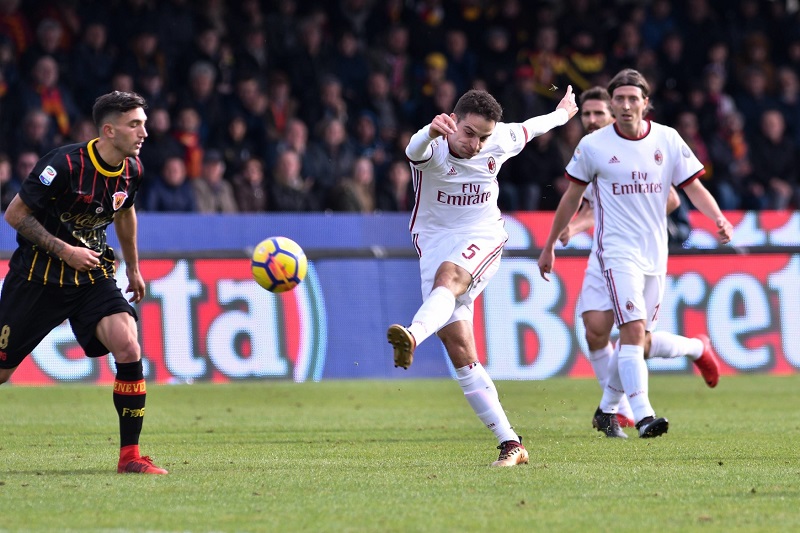 Fotbalisté Beneventa remizovali s AC Milán.