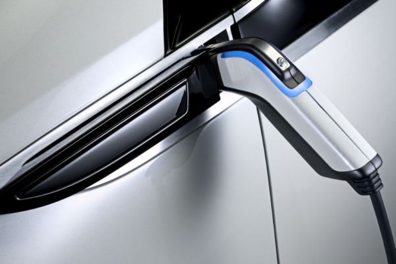 Opel už má s elektromobilem zkušenosti, produkoval model Ampera.