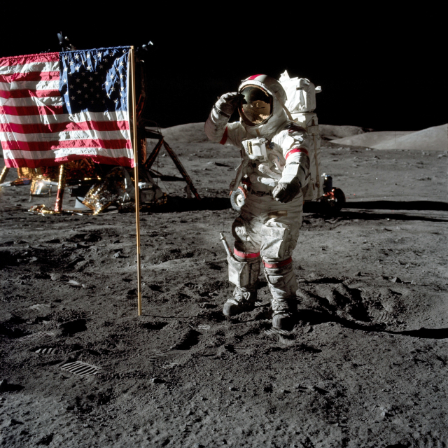 Astronaut Eugene Cernan na Měsíci, 1972.