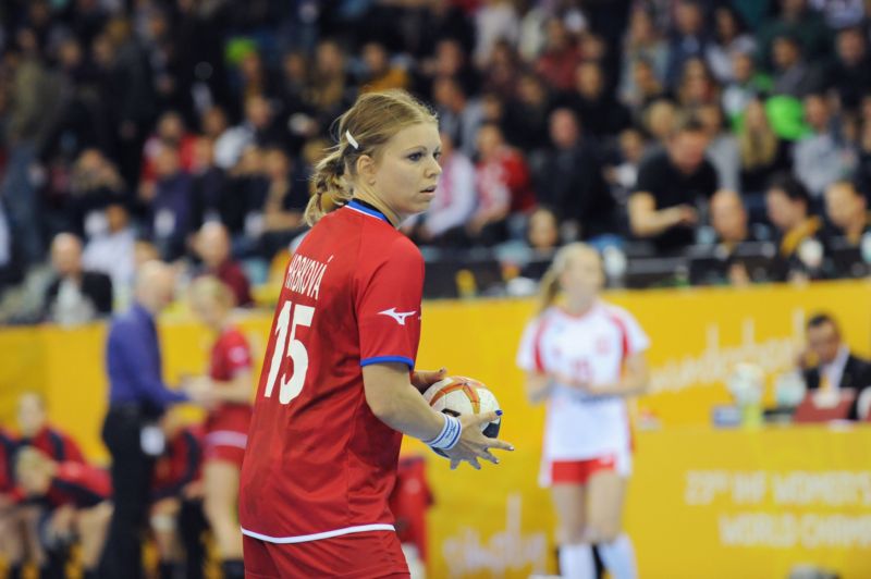 Michaela Hrbková je jednou z hlavních opor českých házenkářek.