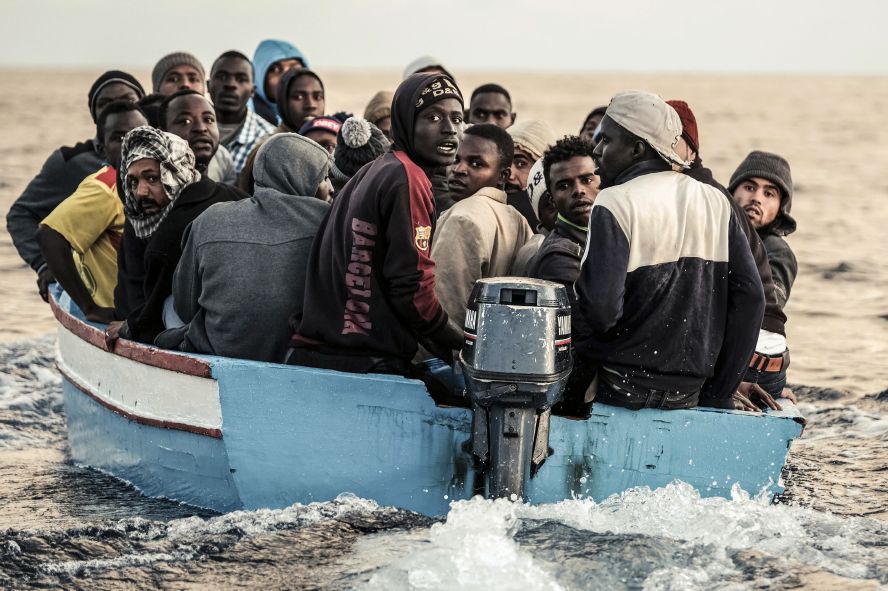 Migranti a jejich cesta do Evropy.