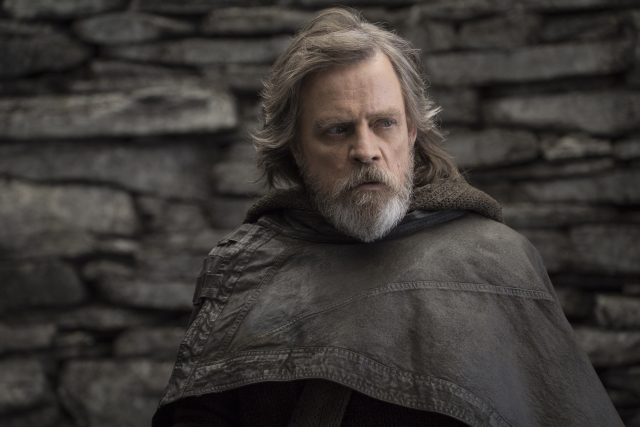Mark Hamill jako Luke Skywalker.