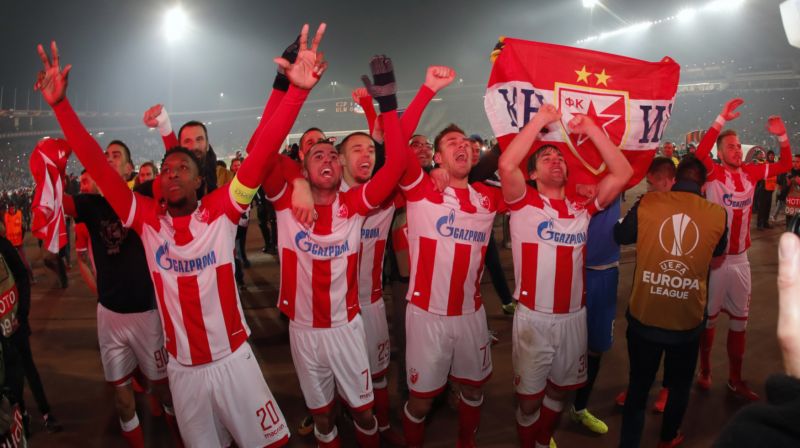 Hráči Crvené Zvezdy Bělehrad mohou slavit, postoupili do jarní fáze Evropské ligy.
