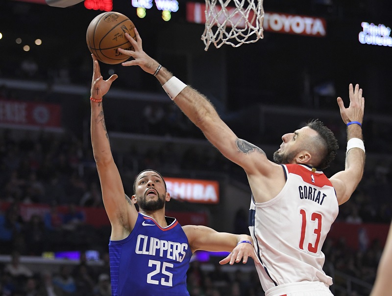 O osudu zápasu mezi Wizards a Clippers rozhodl jediný koš. 