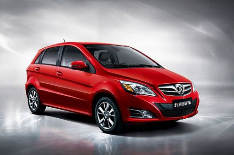 Automobilka BAIC již vozy s elektrickým pohonem vyrábí - na snímku je model EV150.