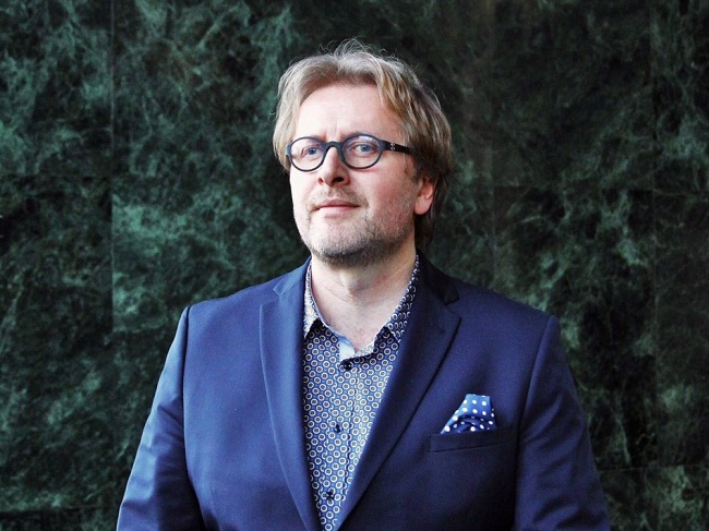 Dramatik a režisér David Drábek.