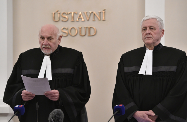 Ústavní soud škrtl několik paragrafů zákona o evidenci tržeb.