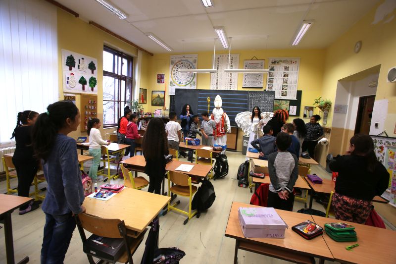 Základní škola v ústeckých Předlicích. Základní škola v ústeckých Předlicích.