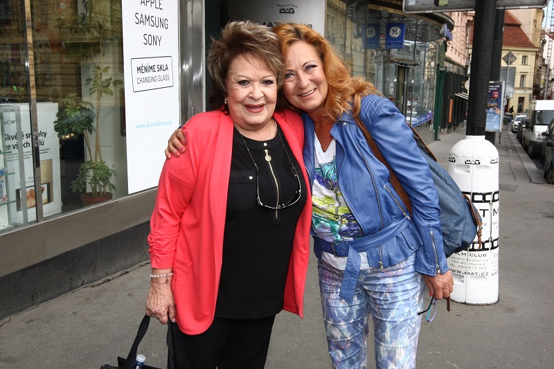 Jiřina Bohdalová a Simona Stašová.