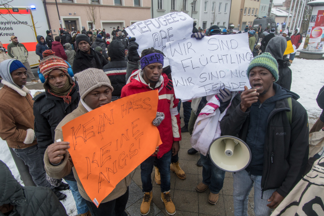 Uprchlíci v Deggendorfu protestují proti odmítnutí azylu, Německo.