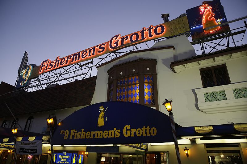 Cílem 26letého Everitta Aarona Jamesona byla turisticky populární pobřežní oblast Pier 39 (na snímku).