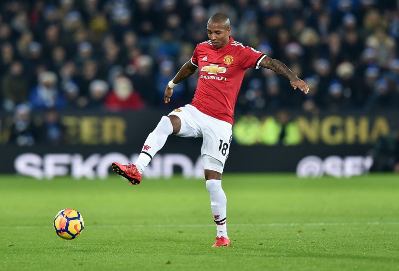 Obránce Ashley Young z Manchesteru United (ilustrační foto).