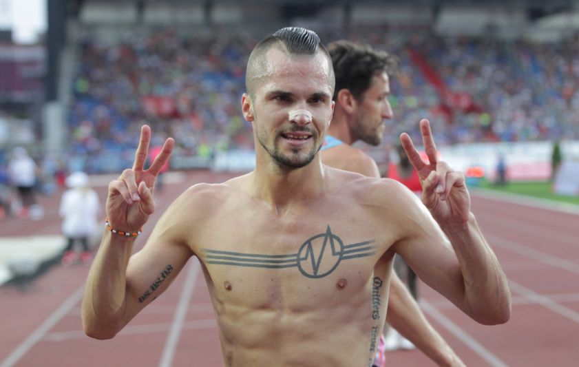 Jakub Holuša zahájil přípravu pod vedením polského kouče. Jakub Holuša zahájil přípravu pod vedením polského kouče.