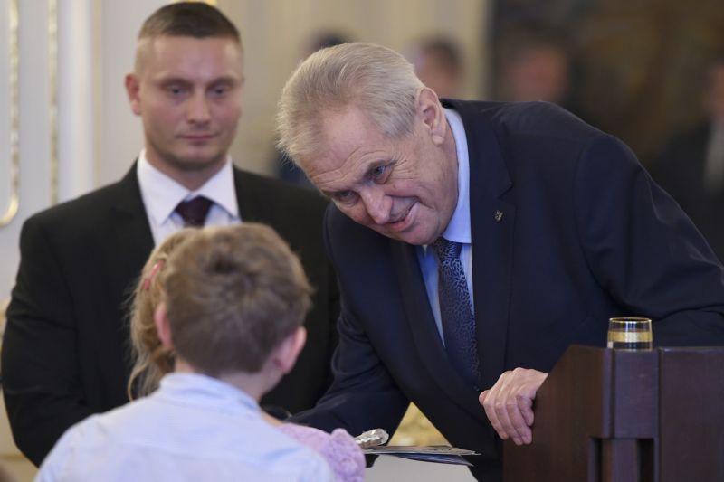 Současný prezident Miloš Zeman je mezi sázkaři stále favoritem.