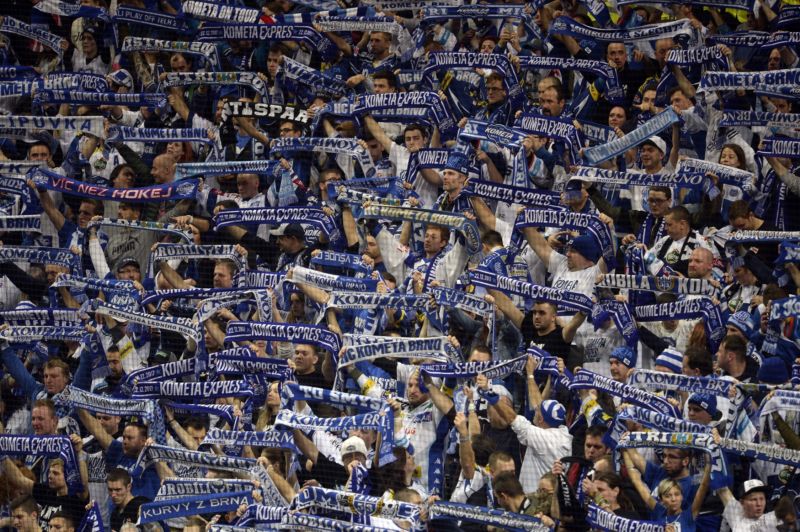 Fanoušci Komety Brno přijdou svůj klub draho. Fanoušci Komety Brno přijdou svůj klub draho.