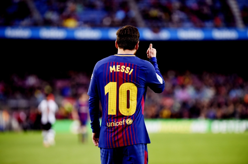 Fotbalista Lionel Messi v dresu Barcelony. 