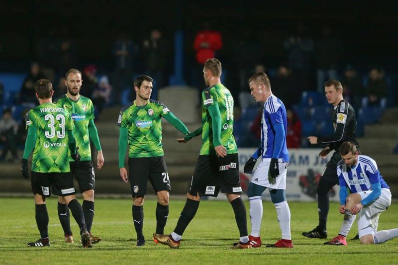 Plzeň přestřílela v divokém zápase přestřílela Domažlice 7:4. Plzeň přestřílela v divokém zápase přestřílela Domažlice 7:4.