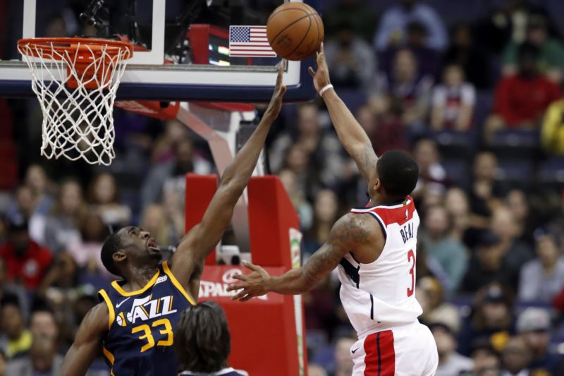Basketbalisté Washingtonu s Tomášem Satoranským nestačili na Utah. Basketbalisté Washingtonu s Tomášem Satoranským nestačili na Utah.