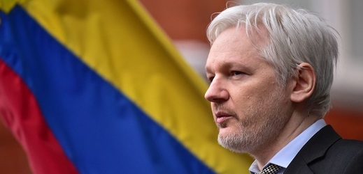 Zakladatel serveru WikiLeaks Julian Assange. Zakladatel serveru WikiLeaks Julian Assange.