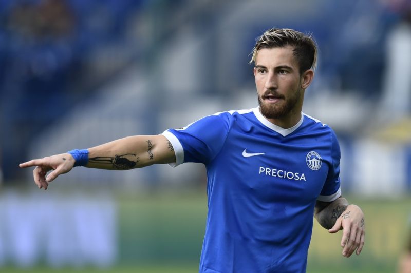 Lukáš Vácha vyzývá, aby všichni lidé šli k víkendovým prezidentským volbám. Lukáš Vácha vyzývá, aby všichni lidé šli k víkendovým prezidentským volbám.