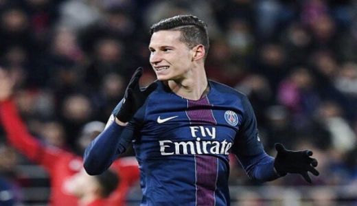 Julian Draxler. Julian Draxler.