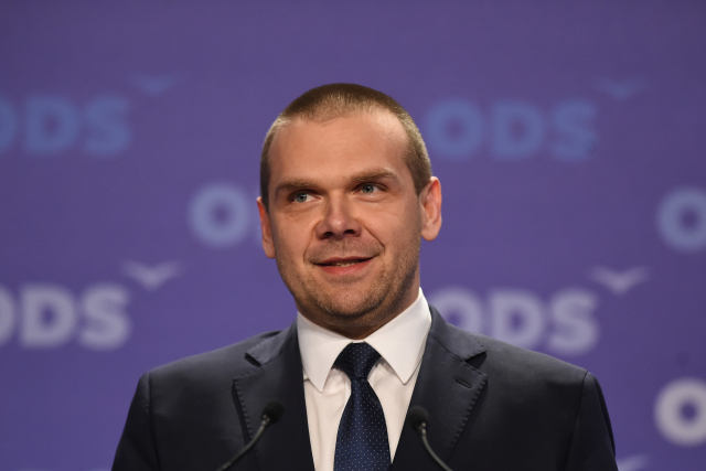 Martin Baxa při svém projevu před volbou.