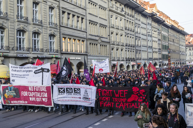 Demonstrace ve Švýcarsku.