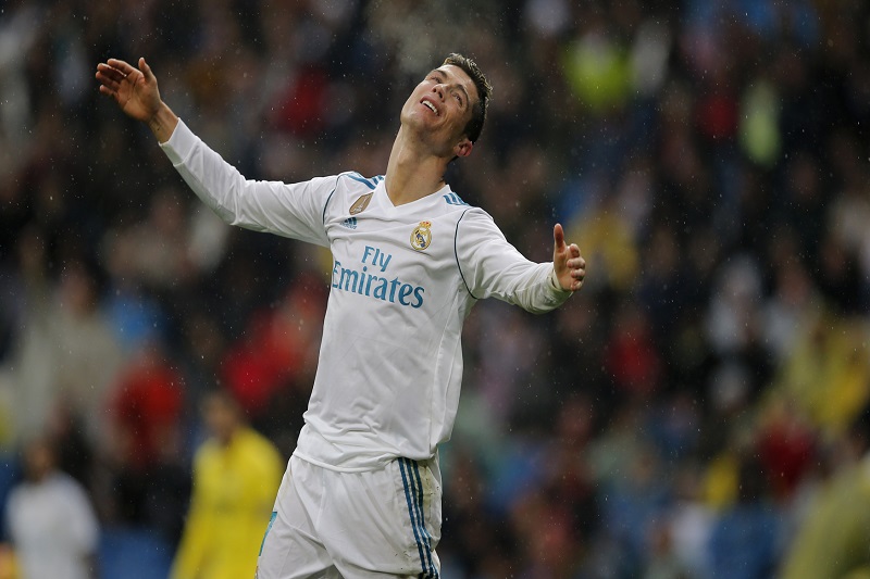 Madridské sedmičce se nedaří, Ronaldo zatím vstřelil jen 4 branky. Madridské sedmičce se nedaří, Ronaldo zatím vstřelil jen 4 branky.