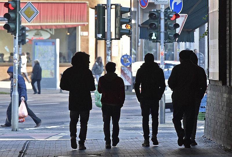 Migranti v německém Düsseldorfu. Migranti v německém Düsseldorfu.