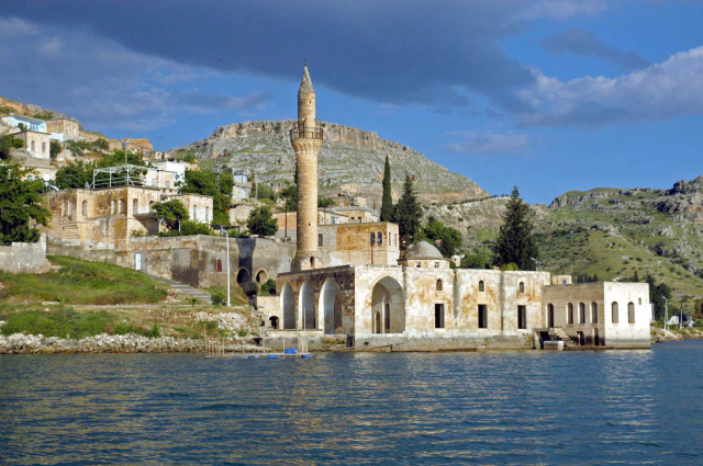 Starobylé město Hasankeyf. Starobylé město Hasankeyf.