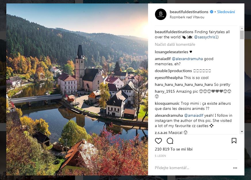 Snímek Rožmberka se objevil na instagramové stránce Beautiful Destinations.