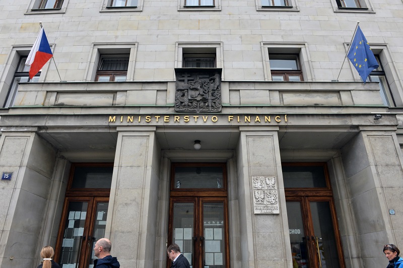 Ministerstvo financí požaduje odškodnění. Ministerstvo financí požaduje odškodnění.