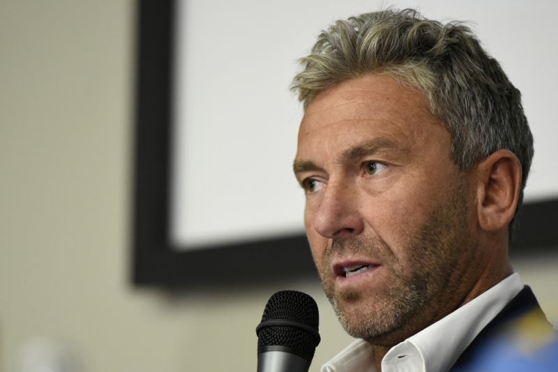 Petr Nedvěd.
