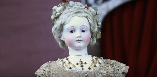 Novým majitelem panenky je muzeum umění v Norfolku.