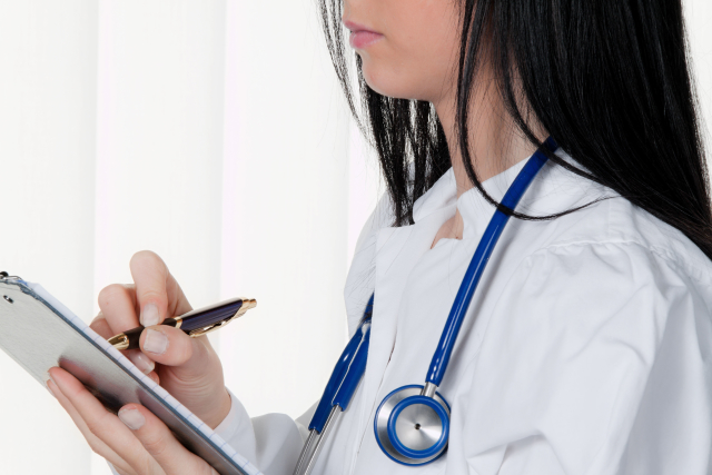 Lékař (ilustrační foto). Lékař (ilustrační foto).