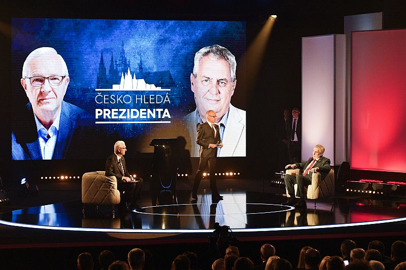 Miloš Zeman a Jiří Drahoš při televizním duelu na TV Prima.
