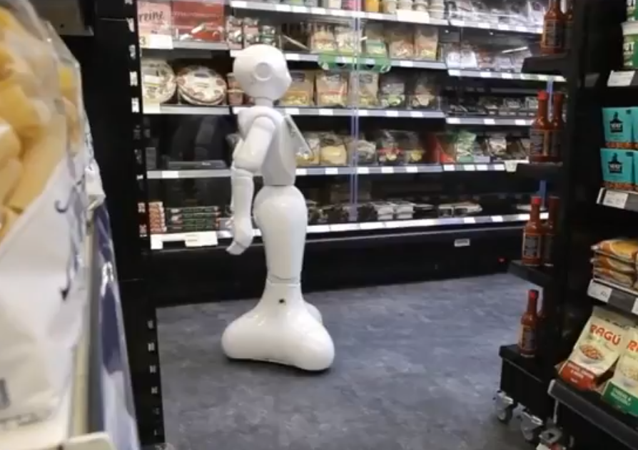 Robot Fabio v supermarketu nenaplnil pracovní očekávání.