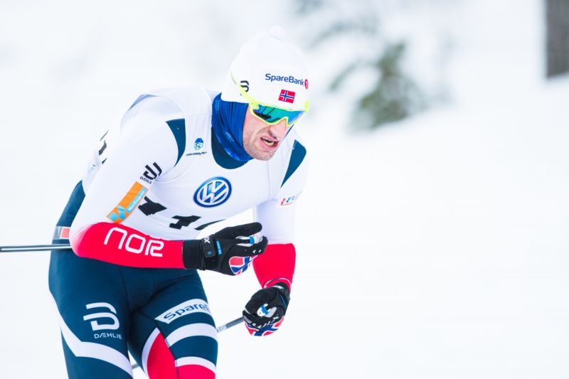 Běžec na lyžích Petter Northug. Běžec na lyžích Petter Northug.