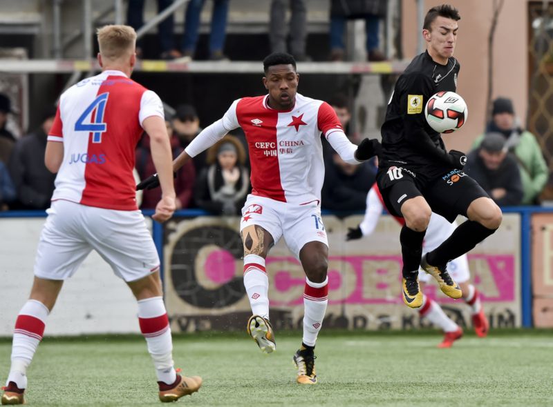 Slavia nezvládla první ostrou zkoušku.