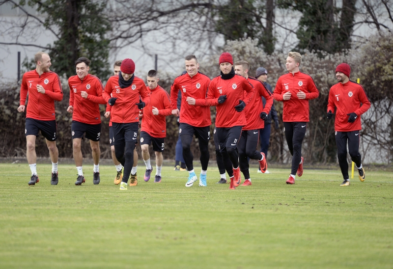 Fotbalisté Sparty při přípravě na jarní část sezony. Fotbalisté Sparty při přípravě na jarní část sezony.
