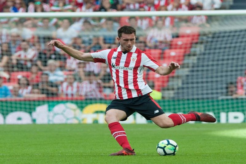 Stoper Aymeric Laporte míří do Manchesteru City.