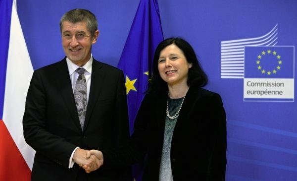 Andrej Babiš a komisařka pro spravedlnost Věra Jourová.