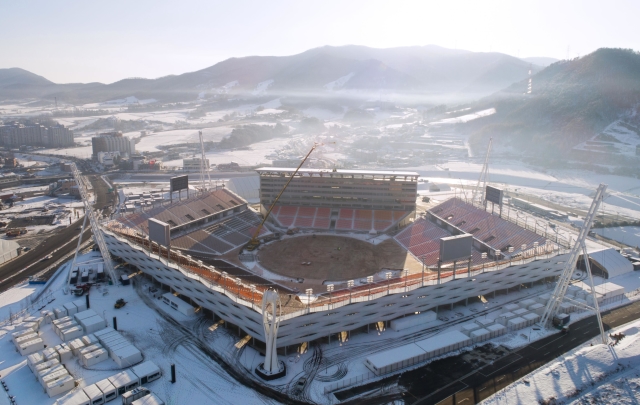Hlavní stadion pro zimní olympijské hry 2018 v Pchjongčchangu.
