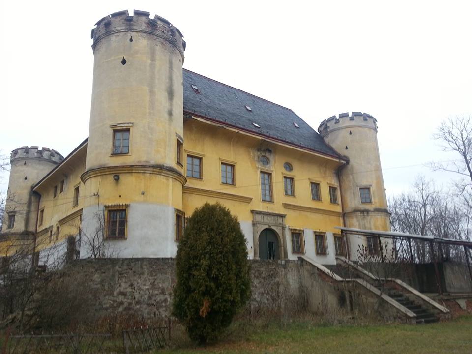 Zámek Dívčí Hrad. Zámek Dívčí Hrad.